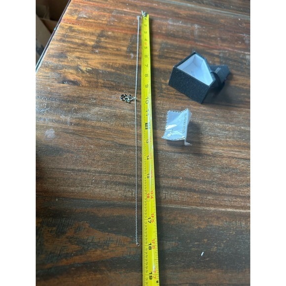 Panda Bear Pendant Necklace with Box and Cloth Silver Mountain - Picture 5 of 8